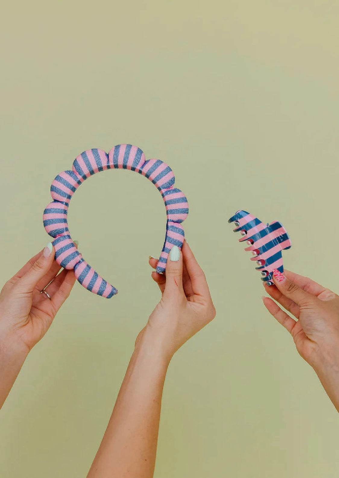 GRWM pink & blue stripe
