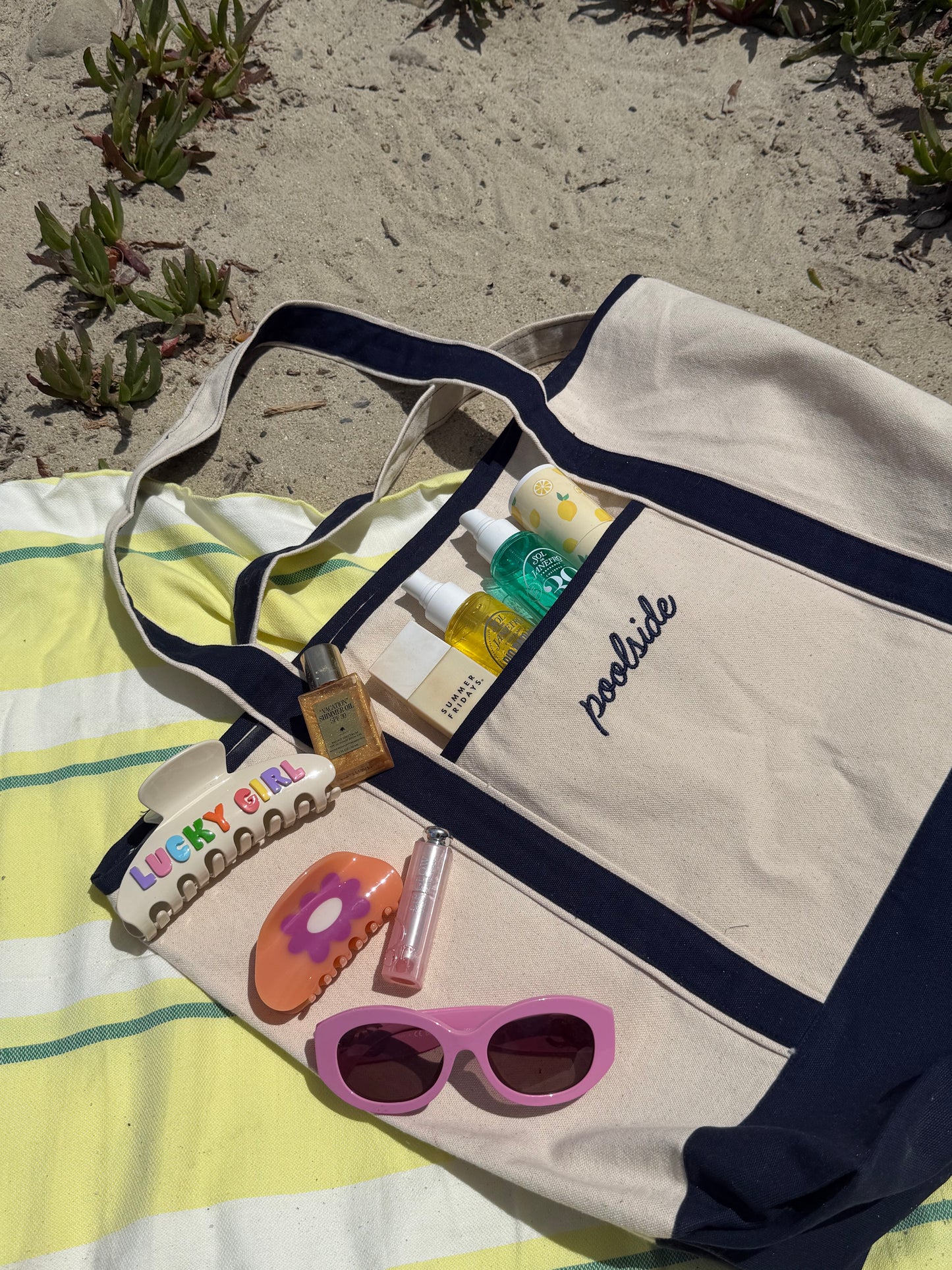 The Coastline Carryall