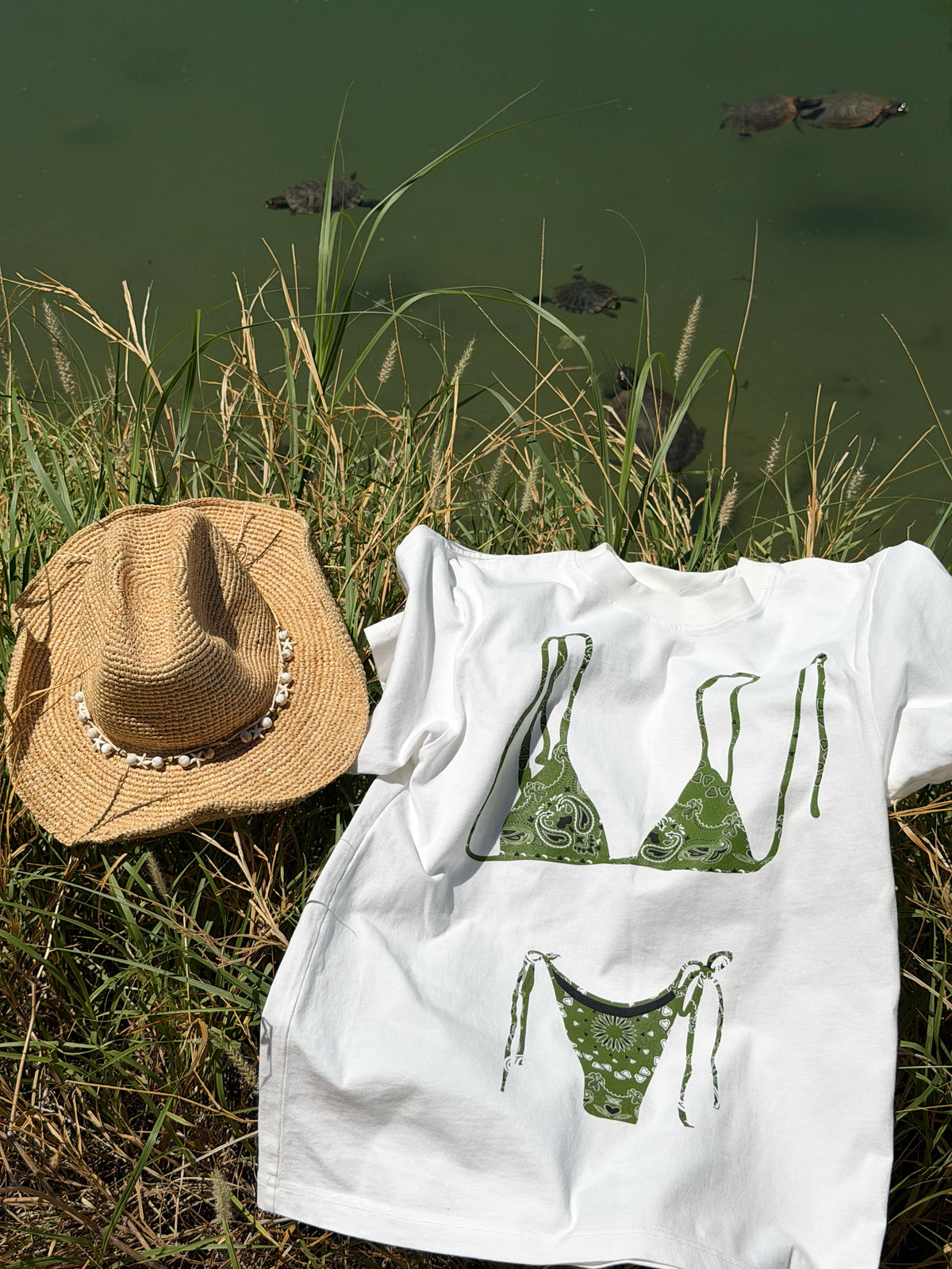Paisley bikini tee