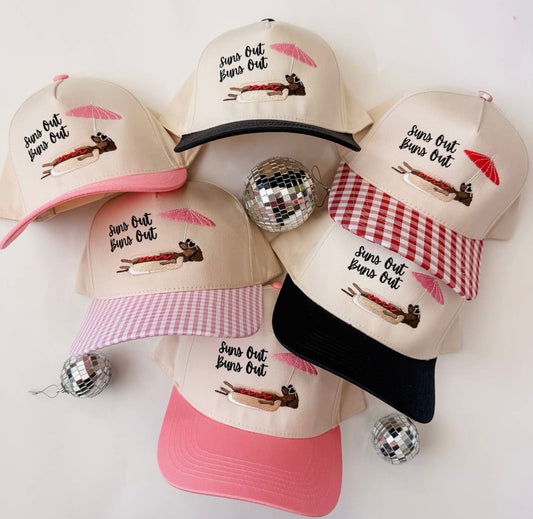 Suns out buns out hat 🌭