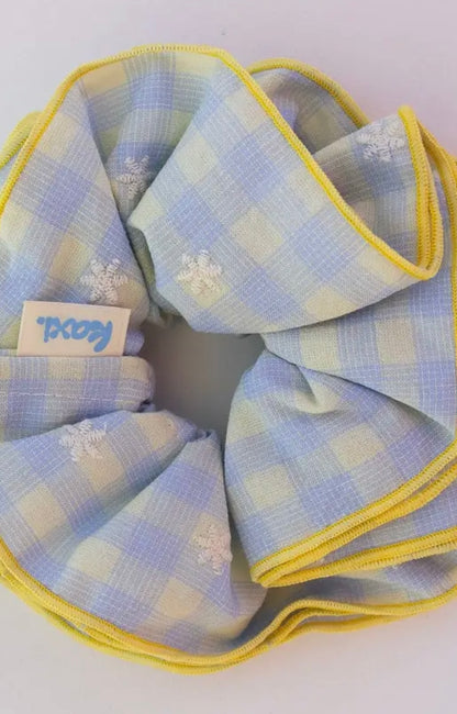 Summer picnic oversized scrunchie
