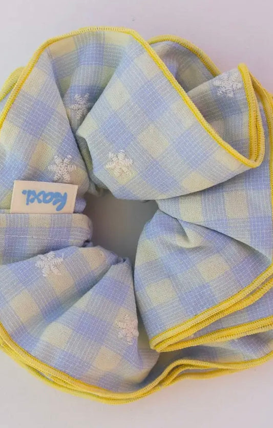 Summer picnic oversized scrunchie