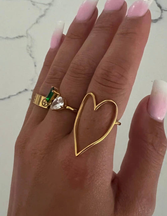 Gold heart ring