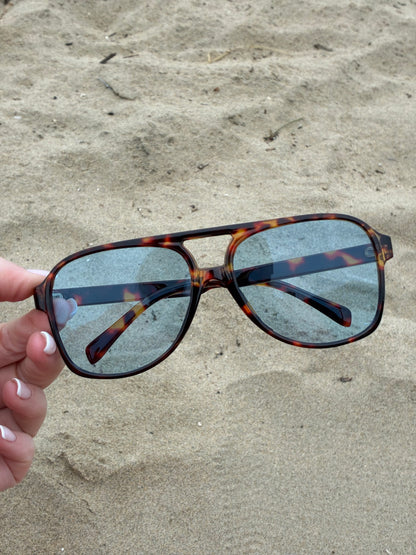 Cocoa Coast Sunglasses💙🥥