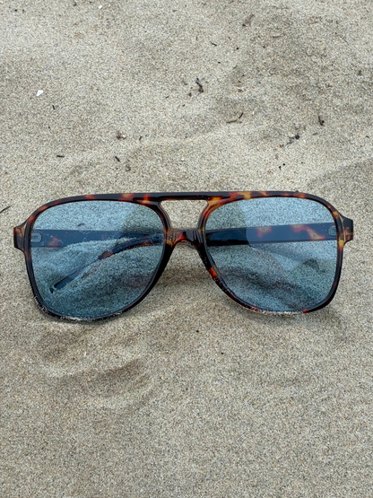 Cocoa Coast Sunglasses💙🥥